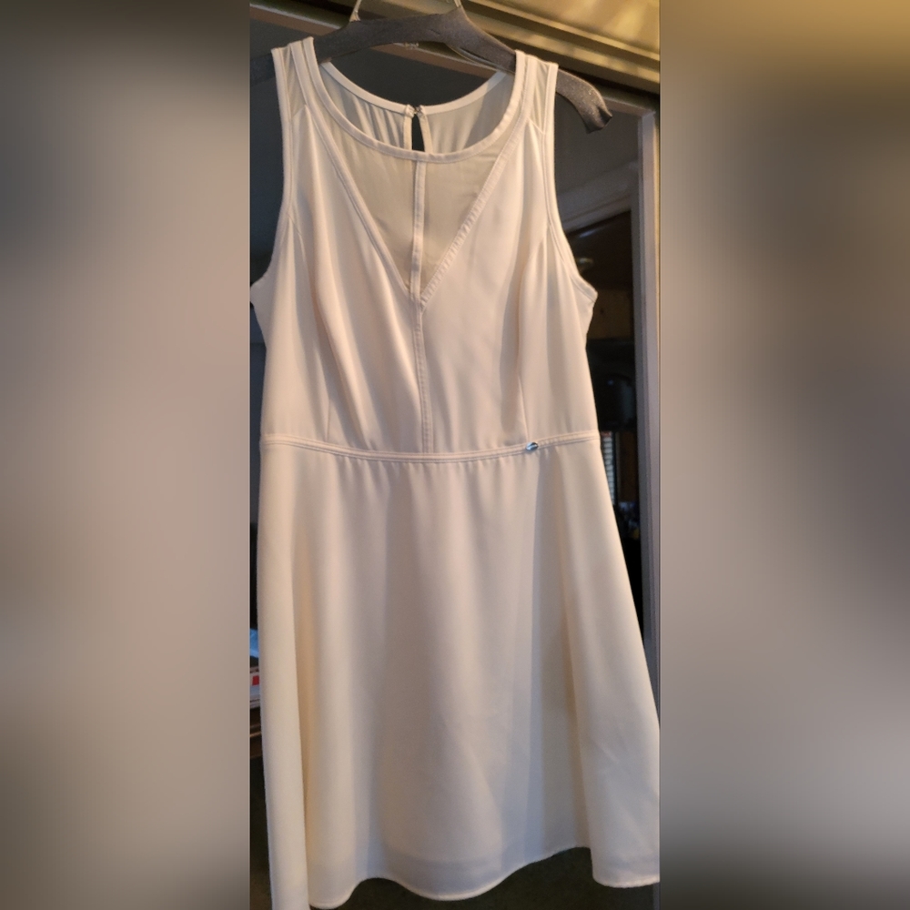 Guess off white sleeveless dress
